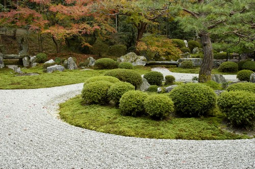 有限会社前田造園 庭園工事 和風庭園や茶庭 剪定など